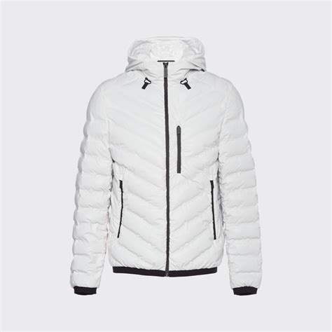 weiße prada jacke|Weiss Steppjacke mit Kapuze aus Light Polyester .